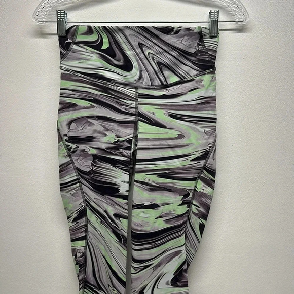 Lululemon Base Pace High Rise Tight Leggings Pants 25" Green Striped Size 6 - Picture 3 of 11